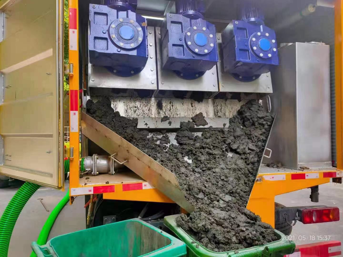 光明化粪池清掏城市维护站-泥浆净化干湿分离处理